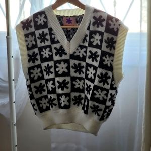 Lisa Says Gah: Floral Checker Vest